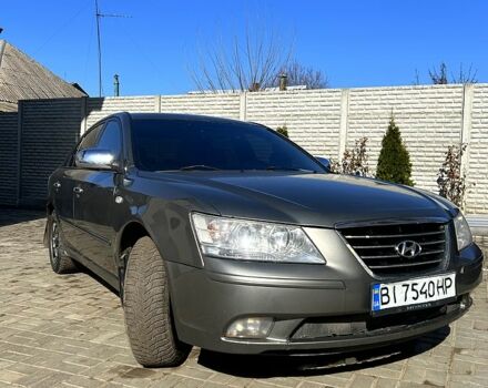 Серый Хендай Соната, объемом двигателя 2 л и пробегом 222 тыс. км за 4000 $, фото 1 на Automoto.ua