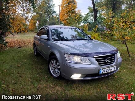 Сірий Хендай Соната, об'ємом двигуна 2 л та пробігом 298 тис. км за 4850 $, фото 1 на Automoto.ua