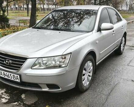 Серый Хендай Соната, объемом двигателя 2 л и пробегом 354 тыс. км за 5300 $, фото 1 на Automoto.ua