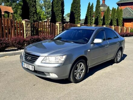 Хендай Соната 2009 в Днепре (Днепропетровске) на Automoto.ua Серый Хендай Соната, объемом двигателя 2 л и пробегом 420 тыс. км за 6700 $, фото 1 на Automoto.ua