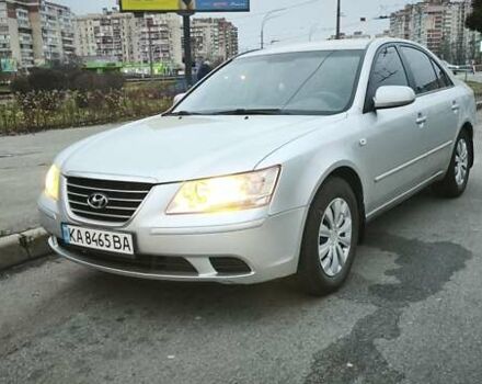 Сірий Хендай Соната, об'ємом двигуна 2 л та пробігом 354 тис. км за 5000 $, фото 1 на Automoto.ua