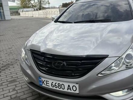 Хендай Соната 2010 в Днепре (Днепропетровске) на Automoto.ua Серый Хендай Соната, объемом двигателя 2.4 л и пробегом 236 тыс. км за 10199 $, фото 1 на Automoto.ua