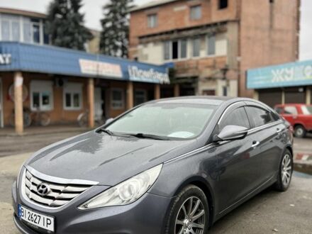 Сірий Хендай Соната, об'ємом двигуна 2.4 л та пробігом 270 тис. км за 7900 $, фото 1 на Automoto.ua