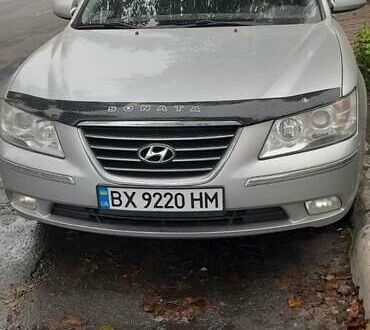 Серый Хендай Соната, объемом двигателя 2 л и пробегом 240 тыс. км за 7000 $, фото 1 на Automoto.ua