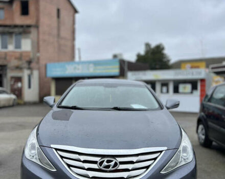 Серый Хендай Соната, объемом двигателя 2.36 л и пробегом 278 тыс. км за 7900 $, фото 1 на Automoto.ua