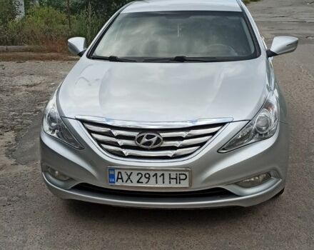 Сірий Хендай Соната, об'ємом двигуна 2 л та пробігом 190 тис. км за 8500 $, фото 1 на Automoto.ua