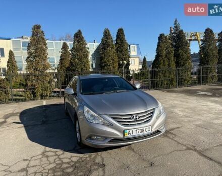 Серый Хендай Соната, объемом двигателя 2 л и пробегом 199 тыс. км за 6800 $, фото 1 на Automoto.ua