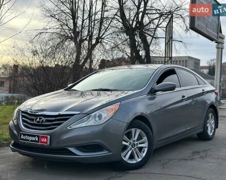 Сірий Хендай Соната, об'ємом двигуна 2.4 л та пробігом 230 тис. км за 7290 $, фото 1 на Automoto.ua