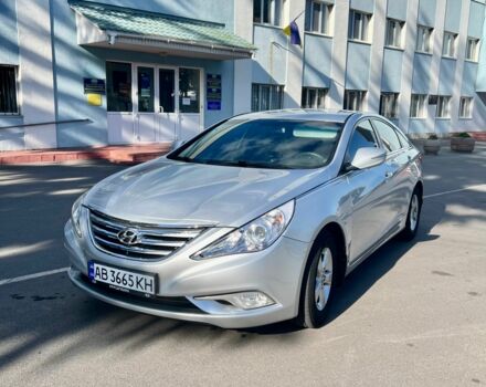 Хендай Соната 2012 в Калиновке на Automoto.ua Серый Хендай Соната, объемом двигателя 2 л и пробегом 185 тыс. км за 7500 $, фото 1 на Automoto.ua