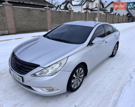 Сірий Хендай Соната, об'ємом двигуна 2 л та пробігом 270 тис. км за 10800 $, фото 1 на Automoto.ua
