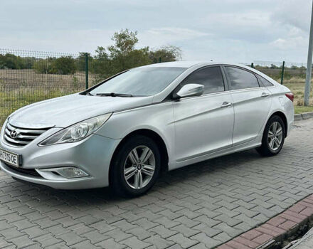 Серый Хендай Соната, объемом двигателя 2 л и пробегом 545 тыс. км за 6900 $, фото 1 на Automoto.ua