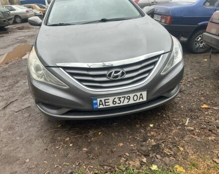 Серый Хендай Соната, объемом двигателя 2.4 л и пробегом 2 тыс. км за 8852 $, фото 1 на Automoto.ua