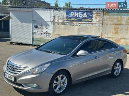 Хендай Соната 2012 в Александрие на Automoto.ua Серый Хендай Соната, объемом двигателя 2.4 л и пробегом 251 тыс. км за 9500 $, фото 1 на Automoto.ua