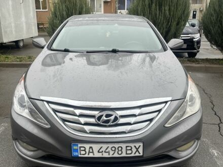 Серый Хендай Соната, объемом двигателя 2.4 л и пробегом 270 тыс. км за 7800 $, фото 1 на Automoto.ua