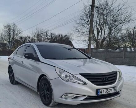 Серый Хендай Соната, объемом двигателя 2 л и пробегом 500 тыс. км за 7500 $, фото 1 на Automoto.ua