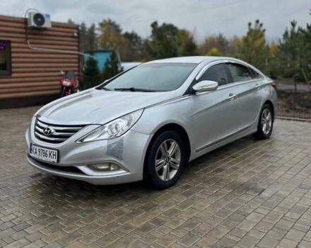 Хендай Соната 2013 в Киеве на Automoto.ua Серый Хендай Соната, объемом двигателя 2 л и пробегом 660 тыс. км за 4950 $, фото 1 на Automoto.ua