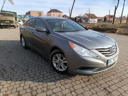 Серый Хендай Соната, объемом двигателя 0 л и пробегом 218 тыс. км за 7500 $, фото 1 на Automoto.ua