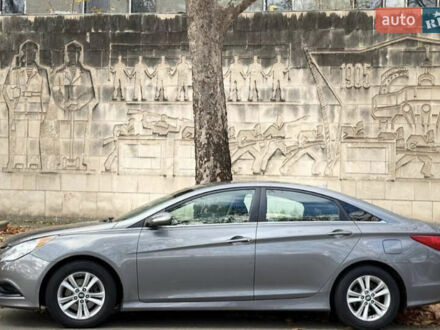 Серый Хендай Соната, объемом двигателя 2.4 л и пробегом 163 тыс. км за 8500 $, фото 1 на Automoto.ua