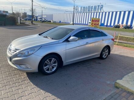 Хендай Соната 2014 у Белой Церкве на Automoto.ua Сірий Хендай Соната, об'ємом двигуна 2 л та пробігом 204 тис. км за 8500 $, фото 1 на Automoto.ua