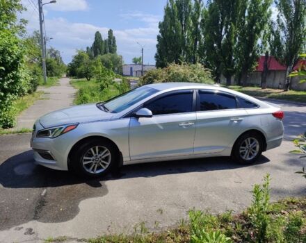 Серый Хендай Соната, объемом двигателя 2.4 л и пробегом 150 тыс. км за 10000 $, фото 1 на Automoto.ua