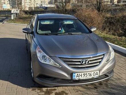 Серый Хендай Соната, объемом двигателя 2.4 л и пробегом 268 тыс. км за 7500 $, фото 1 на Automoto.ua