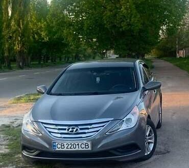 Серый Хендай Соната, объемом двигателя 2.36 л и пробегом 180 тыс. км за 8350 $, фото 1 на Automoto.ua