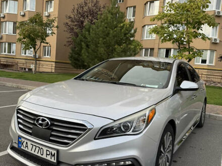 Сірий Хендай Соната, об'ємом двигуна 2.36 л та пробігом 160 тис. км за 11000 $, фото 1 на Automoto.ua