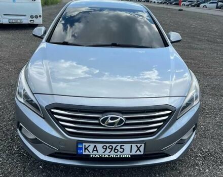 Серый Хендай Соната, объемом двигателя 2 л и пробегом 273 тыс. км за 12000 $, фото 1 на Automoto.ua