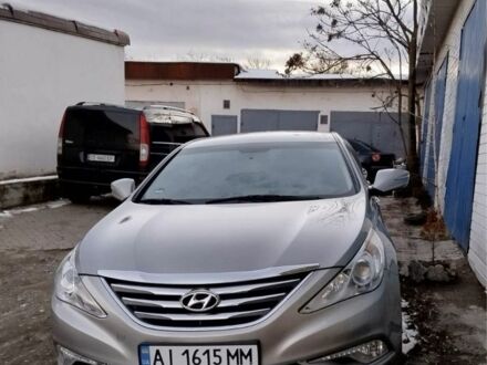 Хендай Соната 2014 в Черновцах на Automoto.ua Серый Хендай Соната, объемом двигателя 2 л и пробегом 270 тыс. км за 8800 $, фото 1 на Automoto.ua