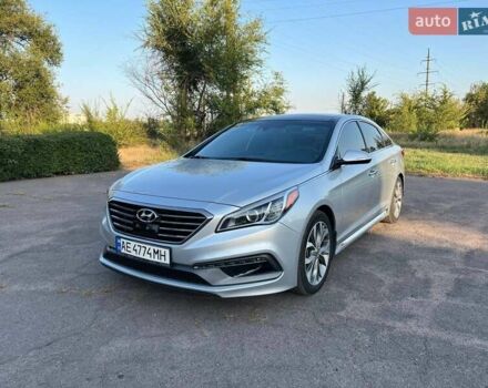 Серый Хендай Соната, объемом двигателя 2 л и пробегом 144 тыс. км за 14500 $, фото 1 на Automoto.ua