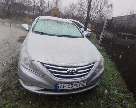 Серый Хендай Соната, объемом двигателя 2 л и пробегом 460 тыс. км за 5500 $, фото 1 на Automoto.ua