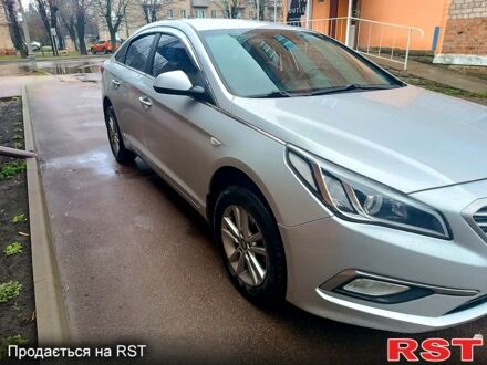 Хендай Соната 2014 у Шостке на Automoto.ua Сірий Хендай Соната, об'ємом двигуна 2 л та пробігом 151 тис. км за 10500 $, фото 1 на Automoto.ua