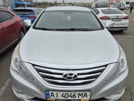 Серый Хендай Соната, объемом двигателя 2 л и пробегом 346 тыс. км за 6800 $, фото 1 на Automoto.ua