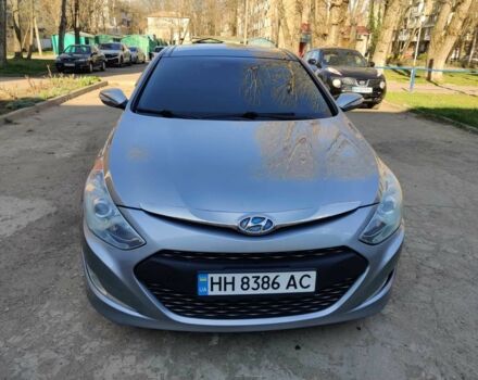 Серый Хендай Соната, объемом двигателя 2.4 л и пробегом 250 тыс. км за 8400 $, фото 1 на Automoto.ua