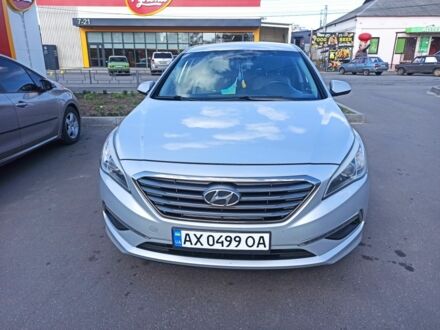 Серый Хендай Соната, объемом двигателя 2.4 л и пробегом 280 тыс. км за 8500 $, фото 1 на Automoto.ua