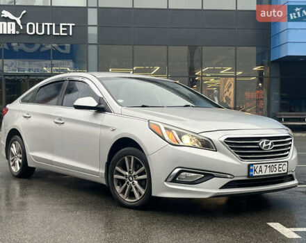 Серый Хендай Соната, объемом двигателя 2 л и пробегом 266 тыс. км за 8750 $, фото 1 на Automoto.ua