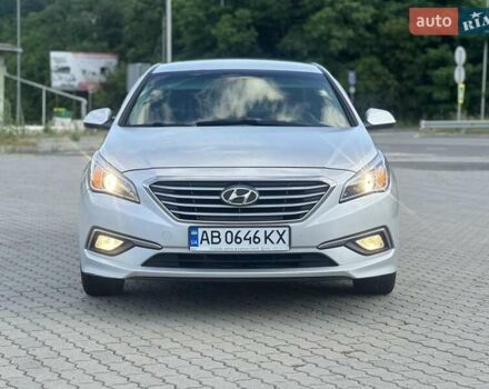 Серый Хендай Соната, объемом двигателя 2 л и пробегом 332 тыс. км за 8700 $, фото 1 на Automoto.ua