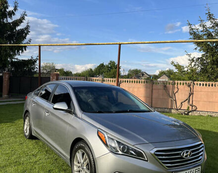 Серый Хендай Соната, объемом двигателя 2.36 л и пробегом 174 тыс. км за 10600 $, фото 1 на Automoto.ua