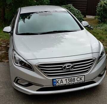 Серый Хендай Соната, объемом двигателя 2 л и пробегом 186 тыс. км за 10500 $, фото 1 на Automoto.ua