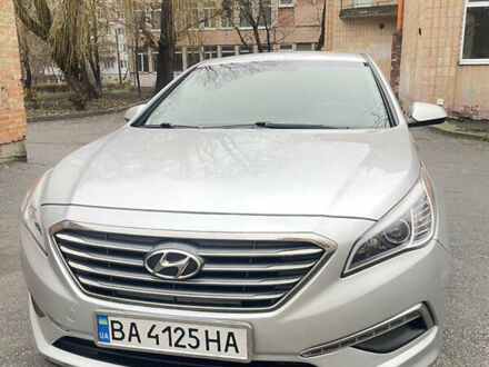 Сірий Хендай Соната, об'ємом двигуна 2.36 л та пробігом 163 тис. км за 9500 $, фото 1 на Automoto.ua