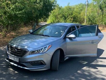 Сірий Хендай Соната, об'ємом двигуна 2.36 л та пробігом 99 тис. км за 12200 $, фото 1 на Automoto.ua