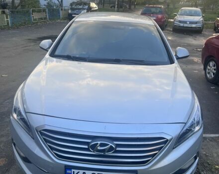 Хендай Соната 2015 в Киеве на Automoto.ua Серый Хендай Соната, объемом двигателя 2 л и пробегом 498 тыс. км за 8600 $, фото 1 на Automoto.ua