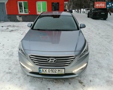 Серый Хендай Соната, объемом двигателя 2 л и пробегом 142 тыс. км за 10500 $, фото 1 на Automoto.ua