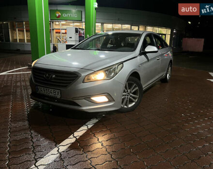 Серый Хендай Соната, объемом двигателя 2 л и пробегом 504 тыс. км за 6999 $, фото 1 на Automoto.ua