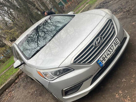 Сірий Хендай Соната, об'ємом двигуна 2.36 л та пробігом 150 тис. км за 10000 $, фото 1 на Automoto.ua