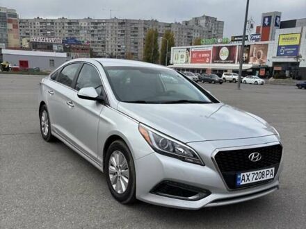 Серый Хендай Соната, объемом двигателя 2 л и пробегом 114 тыс. км за 13900 $, фото 1 на Automoto.ua
