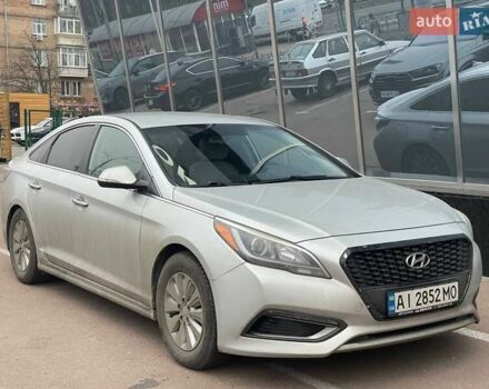 Серый Хендай Соната, объемом двигателя 2 л и пробегом 192 тыс. км за 14900 $, фото 1 на Automoto.ua