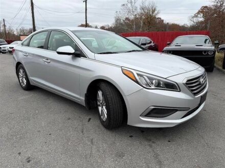 Сірий Хендай Соната, об'ємом двигуна 2.4 л та пробігом 76 тис. км за 3000 $, фото 1 на Automoto.ua