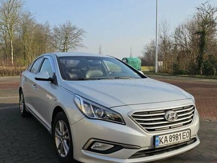 Сірий Хендай Соната, об'ємом двигуна 2 л та пробігом 234 тис. км за 8900 $, фото 1 на Automoto.ua