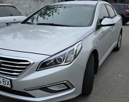 Серый Хендай Соната, объемом двигателя 2 л и пробегом 276 тыс. км за 10700 $, фото 1 на Automoto.ua